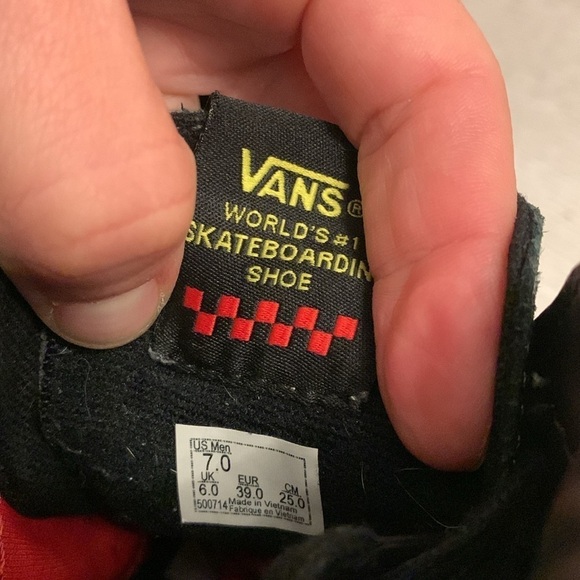 Super Rare Vans x Spongebob Squarepants Mike Gigliotti Sk8 Hi High Top Sneakers - Picture 11 of 14